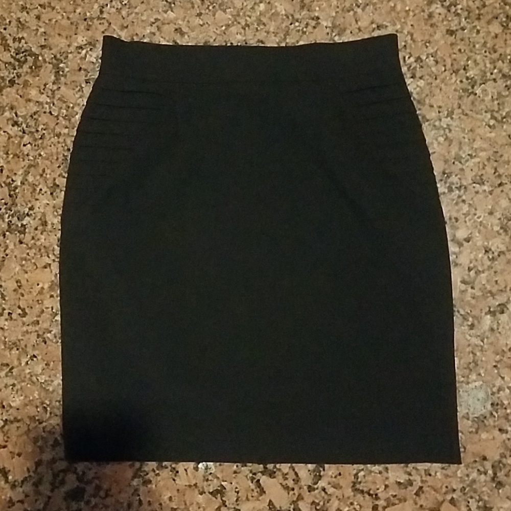 Gianni Bini black pencil skirt